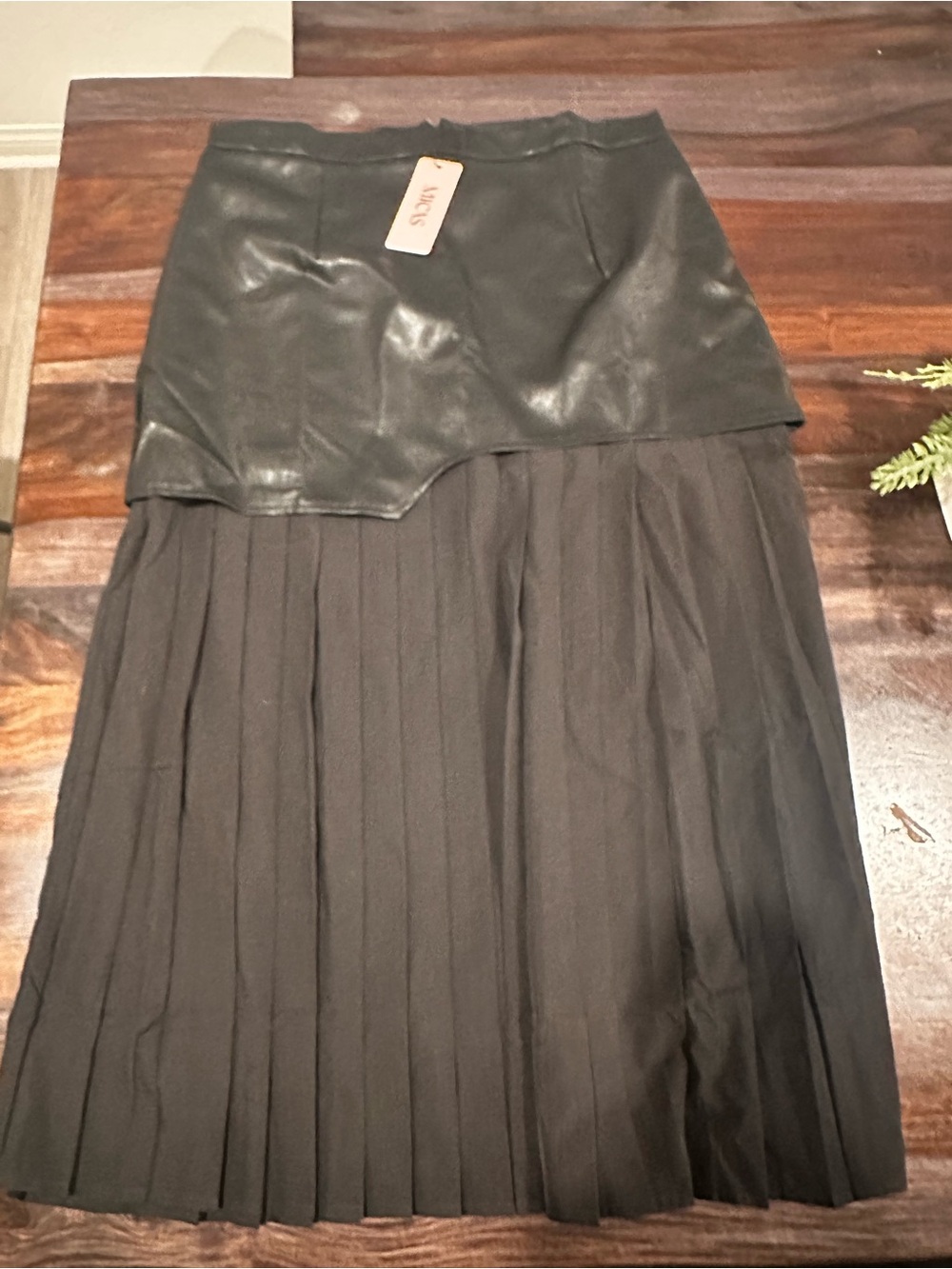 Faux Leather Overlay Pleated Midi Skirt Set - Black